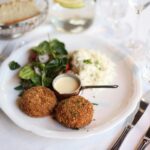 five best side dishes for crab cakes